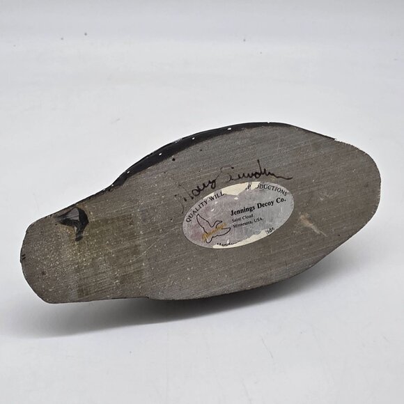 Handcrafted Common Loon Wildlife Figure Detailing Jennings Decoys 7.5" Signed - Picture 10 of 11